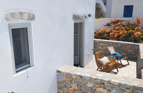 Aegiali Villa | Oceanfront Elegance: Amorgos Elegant Houses with Villas