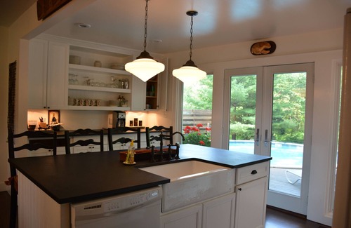 Union Pier House | Amorini House: Beautiful Retreat with Pool and Volleyball Court