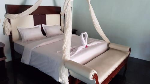 Mansuar Island House | Ocean View Retreat at Amoryg Resort and Dive Raja Ampat