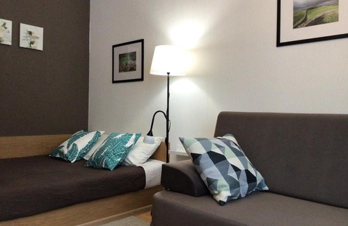 Murom Hotel | Budget-Friendly AMOSOV: Guest Rated 10/10 with Breakfast