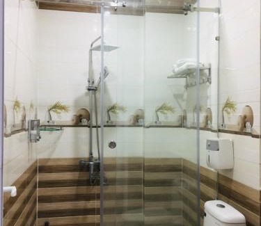 Cai Rang Hotel | Welcoming Amour Cantho Enjoy Hotel with Family-Friendly Amenities