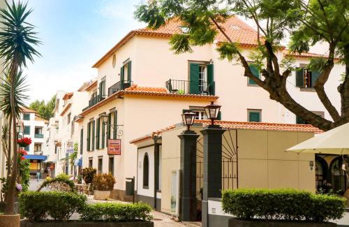 Machico Hotel | Amparo: Family-Friendly Stay with Breakfast & Great Reviews