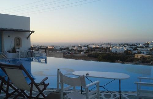 Chora Folegandros Hotel | Pet-Friendly Ampelos Hotel with Pool & Top Guest Rating 9.8