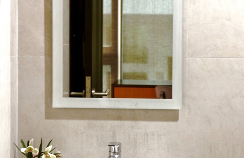 Ragunan Hotel | Family-Friendly Ampera Avenue Residence with Pool & Breakfast