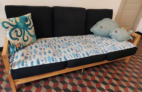 Pegli Apartment | Spacious Apartment with Ocean View Near the Beach