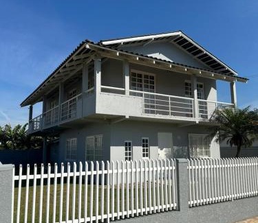 Meia Praia House | Spacious 5-Bedroom Home with Ocean View & Pet-Friendly Stay