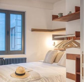 University District Apartment | Cozy 2-BR Apartment in Antwerp - Family Friendly Stay