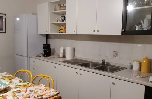 Sant'Anna Apartment | Spacious Seafront Apartment with Ocean View & Breakfast