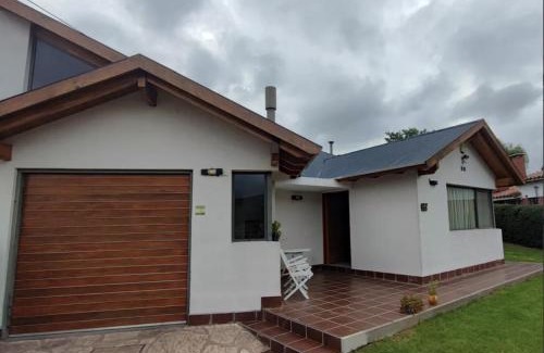 La Falda House | Cozy Retreat at Amplia Casa in La Falda with Pool