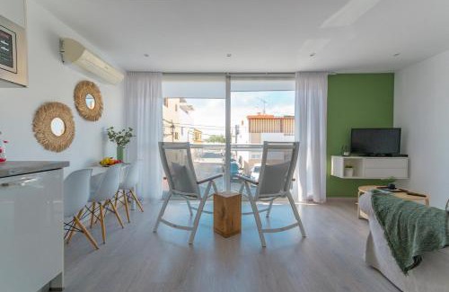 Arguineguin Apartment | Modern Renovated Apartment: Family-Friendly and Highly Rated