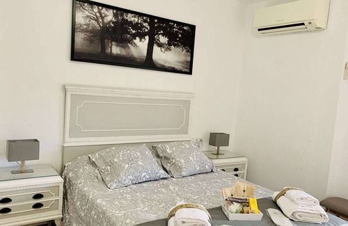 Beiro Apartment | Amplio Apartamento a un Minuto de la Estación de AVE de Granada