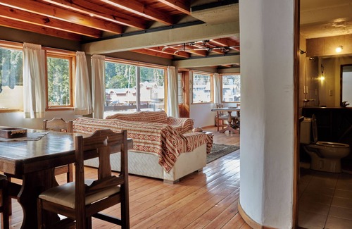 San Martin de los Andes Apartment | Comfortable Ñivinco Apartment with Spa and Hot Tub