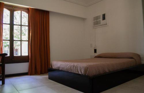 San Jose House | Spacious Chalet in Central Location with Top Guest Ratings
