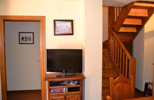 Puigcerda Apartment | Family-Friendly Duplex in Puigcerdà - Ideal for Relaxation