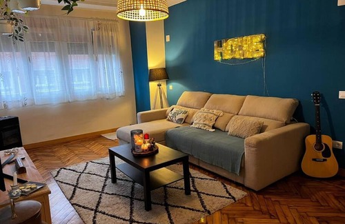 Gijon Apartment | Spacious Apartment Just 400m from the Beach – Pet-Friendly!