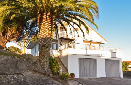 Bareyo House | Spacious Chalet in Ajo with Breathtaking Views