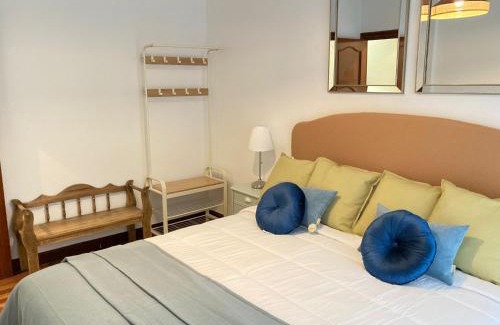 Getxo Apartment | Elegant Retreat at Las Arenas with Family-Friendly Amenities