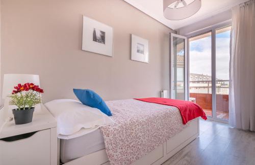 Somo Apartment | Modern Apartment Steps from Somo Beach for Families