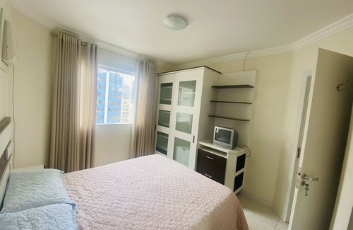Castelo Branco Apartment | Spacious 3-Bedroom Apartment with Balcony and Grill