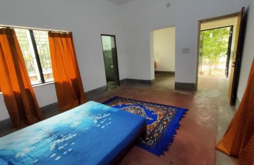 Santiniketan House | Cozy Amro Kunja Homestay: Perfect for Families and Friends