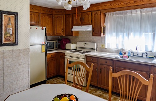 Arlington Apartment | Top-Rated Amsden Place Near Tufts, Harvard & MIT