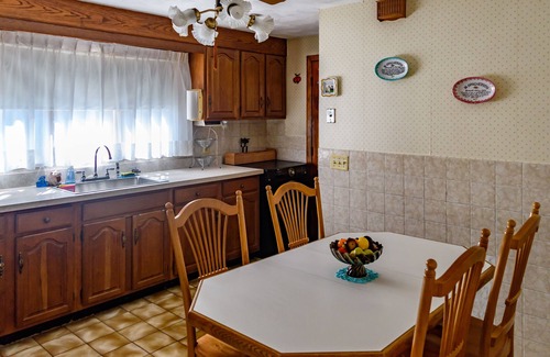 Arlington Apartment | Top-Rated Amsden Place Near Tufts, Harvard & MIT