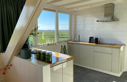 Uitdam Bed & Breakfast | Amsterdam Garden Studio