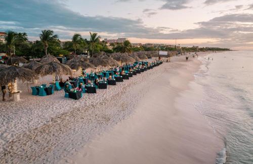 Oranjestad-West Resort | Cozy Amsterdam Manor Beach Resort with Oceanfront Views