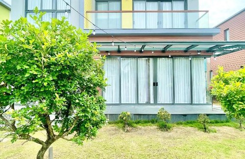 Xuyen Moc Villa | Experience Amsterdam Villa with Tropicana Water Park Fun