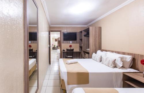 Fatima Hotel | Oceanfront Relaxation at Amuarama Hotel with Pool Access