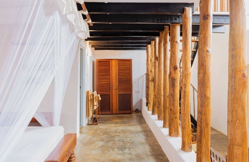 Sigiriya Hotel | Relaxing Amuna Ayurvedic Retreat with Spa and Restaurant