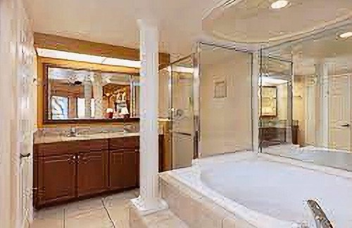 Florida Central Atlantic Coast Resort | Family-Friendly Getaway: Waterpark & Amenities Near Parks