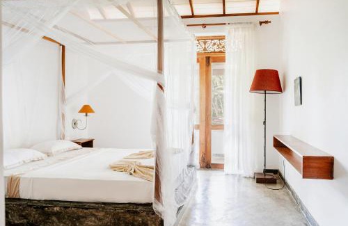 Hettimulla Villa | Experience Amuura Beach Villa: Oceanfront Bliss & Spa