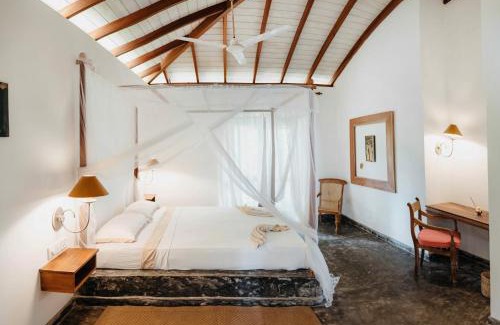 Hettimulla Villa | Experience Amuura Beach Villa: Oceanfront Bliss & Spa