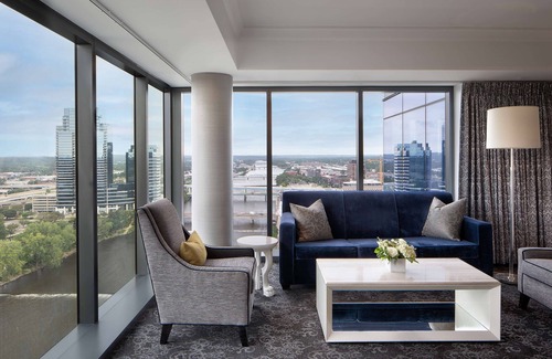 Downtown Hotel | Discover Amway Grand Plaza: Spa, Pool & Top-Rated Stay