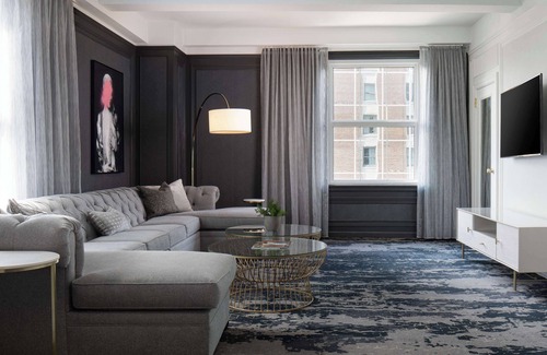 Downtown Hotel | Discover Amway Grand Plaza: Spa, Pool & Top-Rated Stay