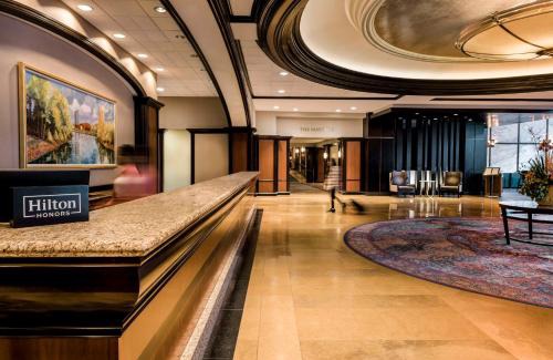 Downtown Hotel | Discover Amway Grand Plaza Hotel: 4-Star Comfort Awaits