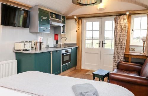 Ryther House | Stay at Amy Johnson: A Premier 4-Star Experience