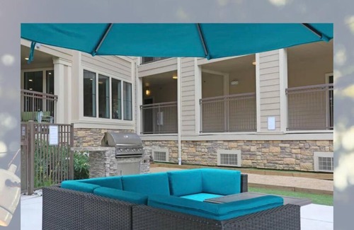Lazybrook/Timbergrove Apartment | Cozy Apartment Just 10 Minutes from Downtown Attractions
