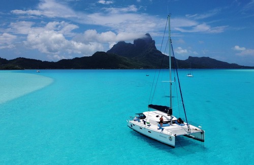Bora Bora Boat Rental | Discover an Enchanting Cruise Experience in Bora-Bora!