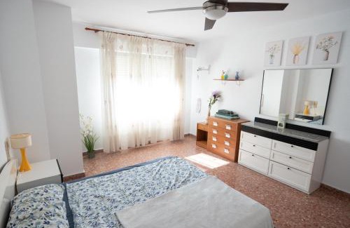 Xeraco Apartment | Spacious 3-Bedroom Apartment in Xeraco Near the Beach