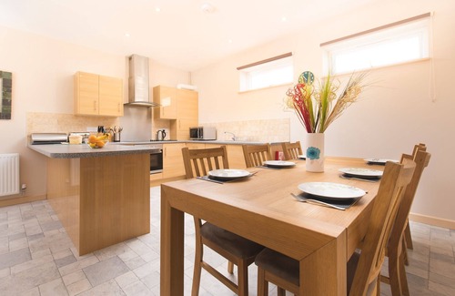 West Down Cottage | Comfortable Apartment for 6 with Ocean Views and Pool