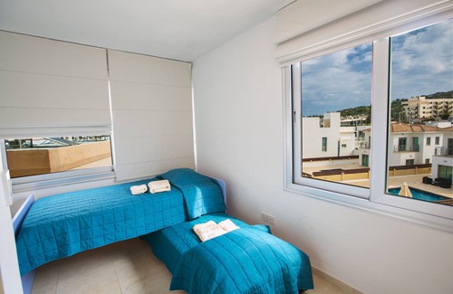 Protaras Cottage | Guest Rated 10/10: Protaras Apt. FTB301 by Fig Tree Bay