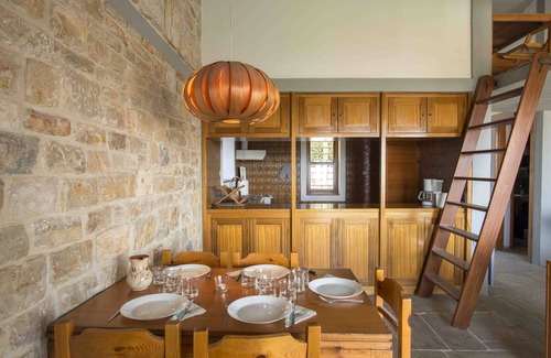 Anavyssos Villa | Architectural Gem in Anavyssos with Pool & Scenic Views