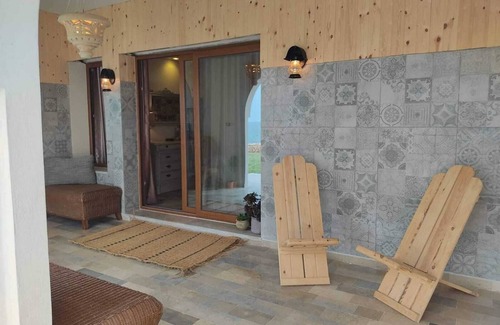 El Haouaria Villa | Beachfront Villa with Ocean Views and Family-Friendly Amenities