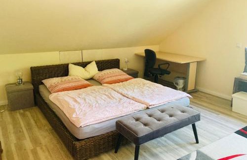 Hennickendorf Apartment | Discover An der Glocke: Family-Friendly Dining Awaits