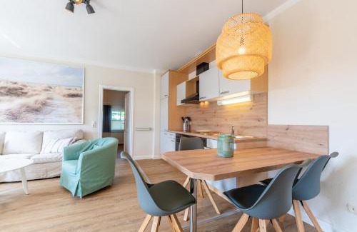 Redewisch Apartment | Cozy Oceanfront Retreat: An der Steilküste Wohnung 01