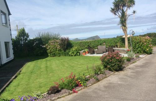 Bothar Bui Bed & Breakfast | Unforgettable Oceanfront Stay at An Dooneen B&B