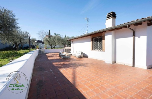 Borghesiana Apartment | Discover a Hidden Gem in an Olive Grove Near Rome