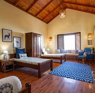 The Mall Road Villa | Discover a Family-Friendly 6-Bedroom Bungalow in Mussoorie